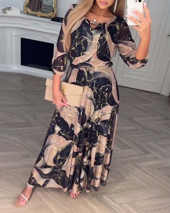 Loliya - Elegancka szyfonowa sukienka z nadrukiem na trzy czwarte rękawa