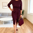 Maika - Elegancka sukienka midi z węzłem z przodu i rozcięciem dla kobiet